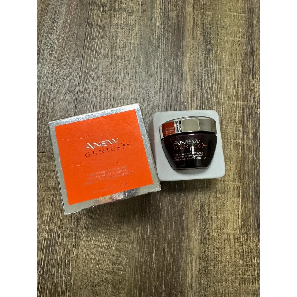 Avon Anew Genics Treatment Cream 1.0 oz Anti-Aging‎ Night Face Moisturizer AHA